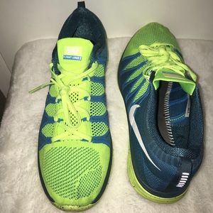 NIKE  FLYKNIT LUNAR 2